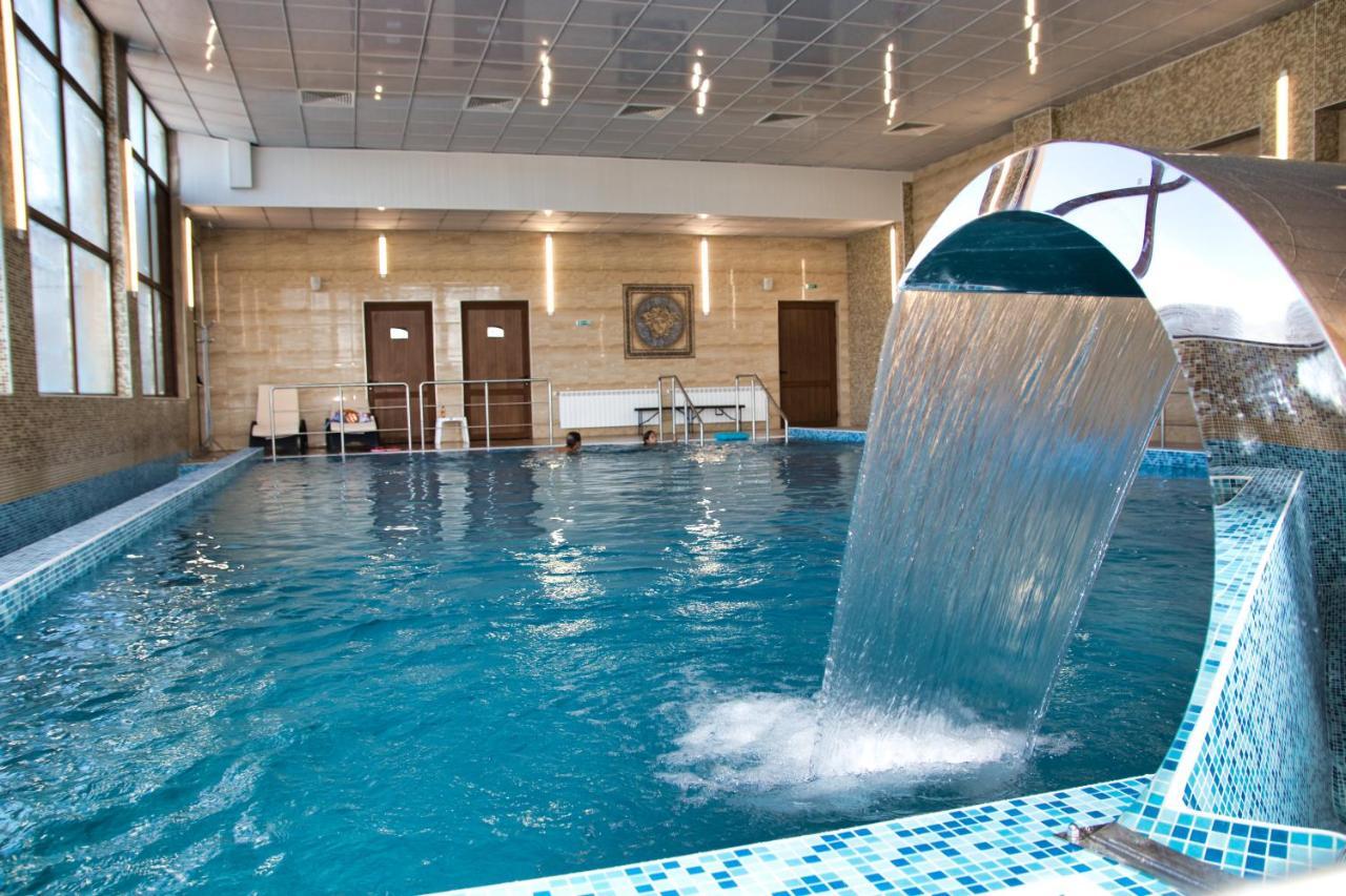 Balneo And Spa Complex Mineral Yagoda Eksteriør billede